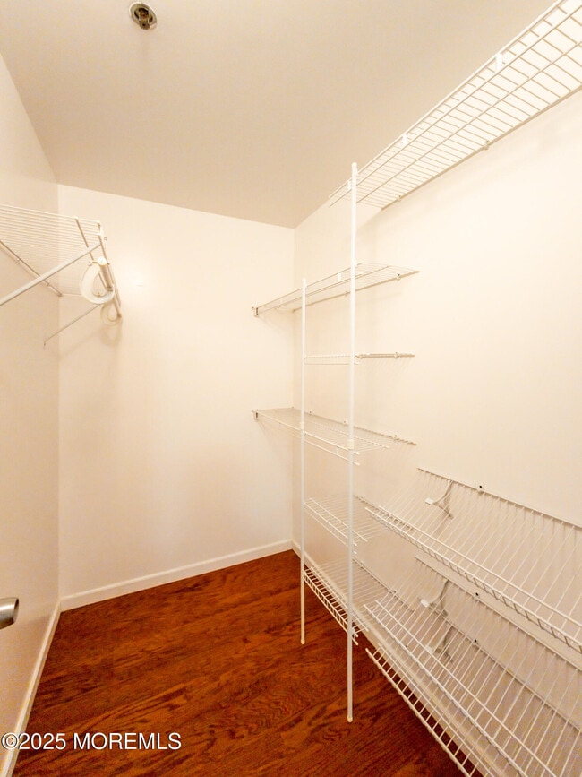 Building Photo - 404 N Lafayette Rd