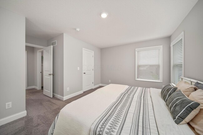 Building Photo - 288 Mahogany Ln