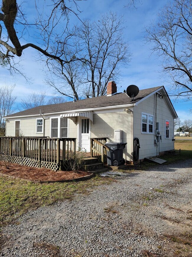 Building Photo - A LOT TO SEE! CALL US FOR A SHOWING!