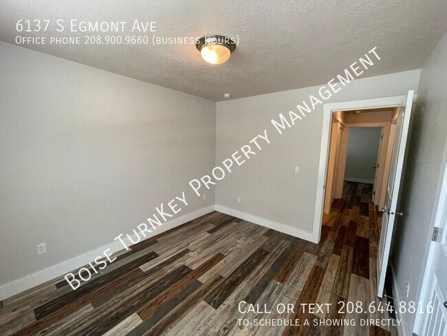 Building Photo - 6137 S Egmont Ave