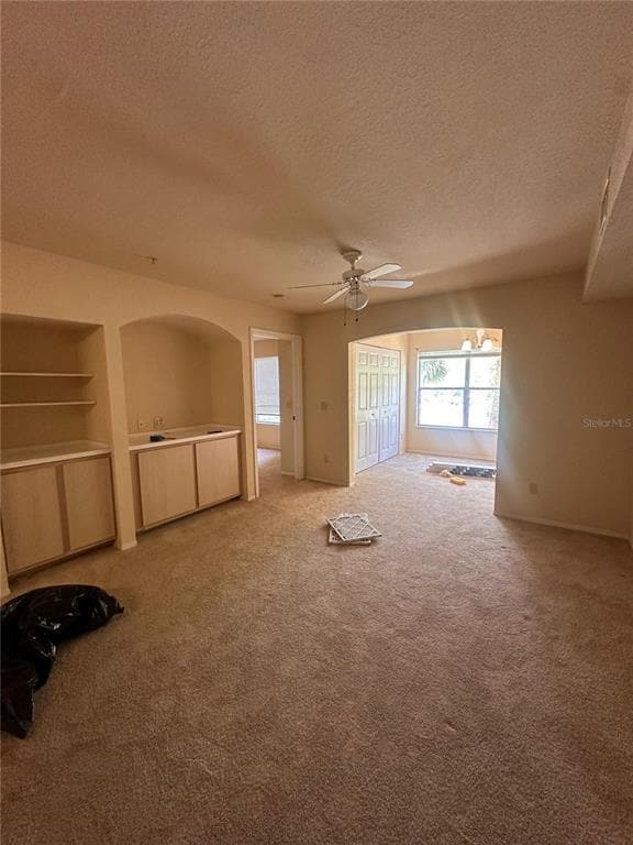 Building Photo - 820 Camargo Way