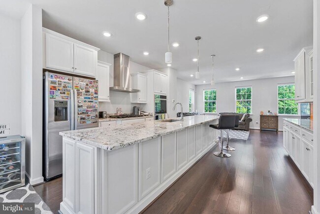Building Photo - 4402 Fair Lakes Ct