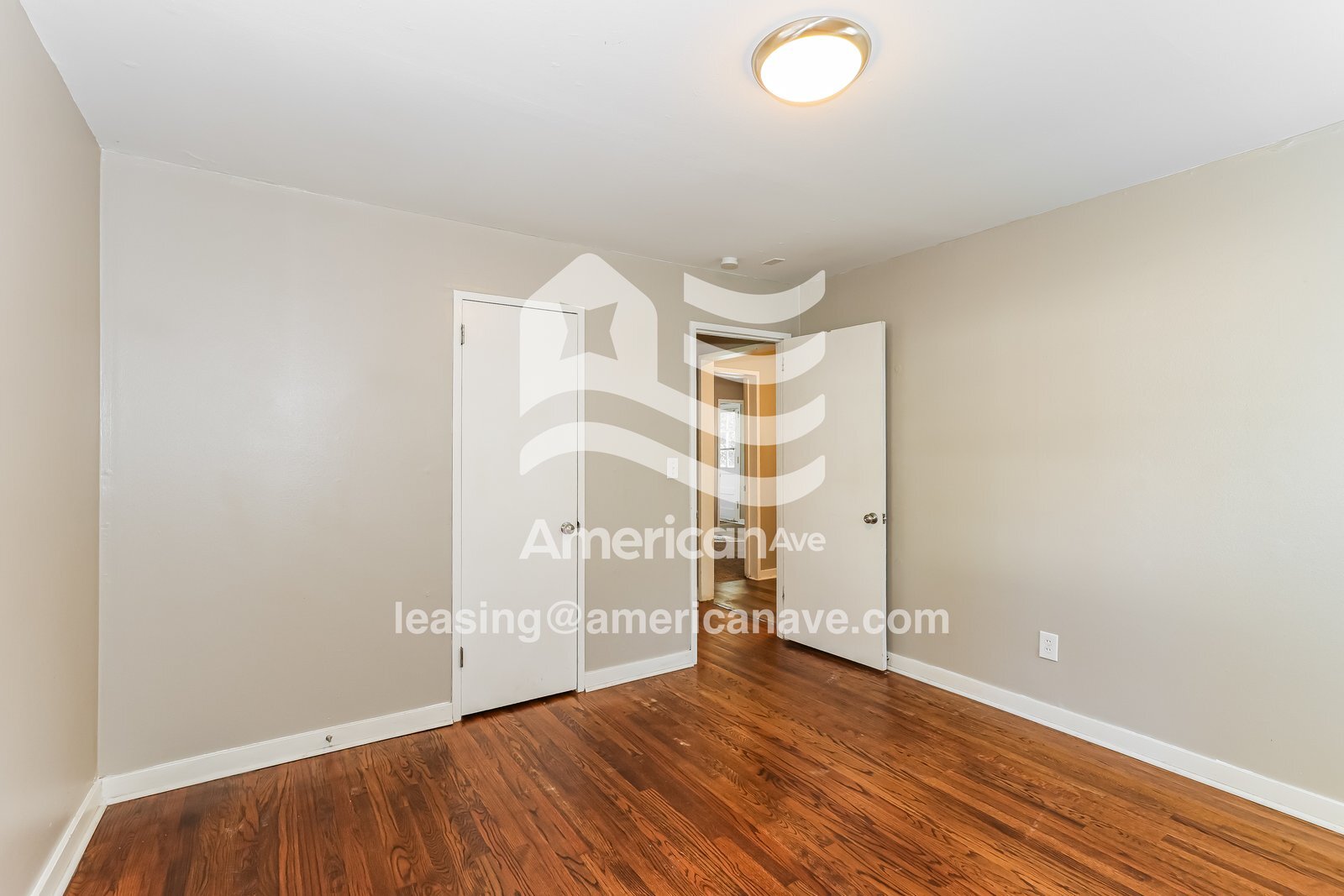 Building Photo - 661 Lorraine Dr