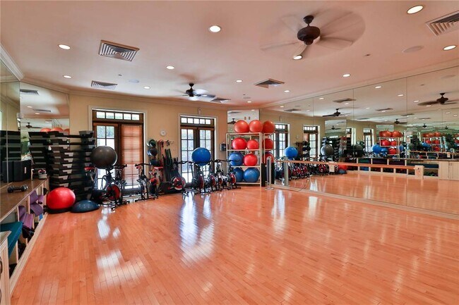 Building Photo - 213 Sela Cove Cir