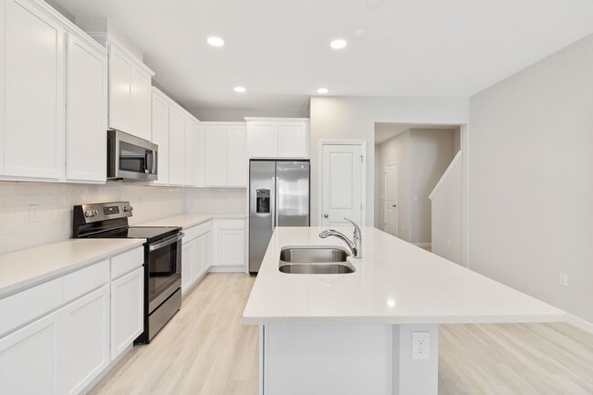 Building Photo - Beautiful Brand New 3/2.5 Townhome W/ 1 Ca...