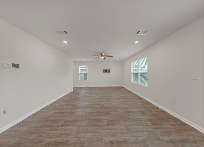 Building Photo - 925 Merganser Way