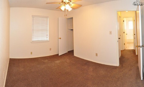 Building Photo - 2911 Featherston Avenue