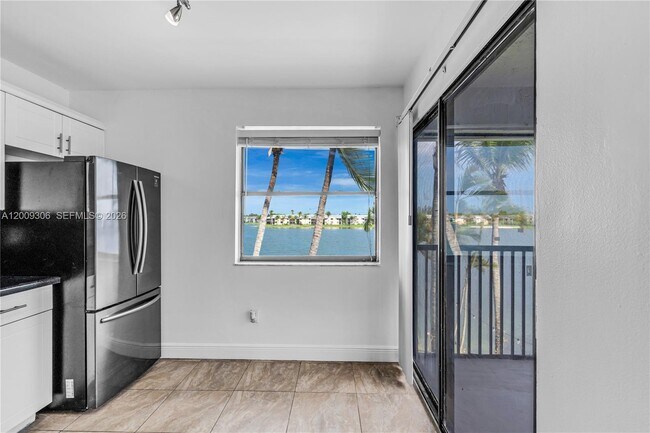 Building Photo - 1403 S Liberty Ave