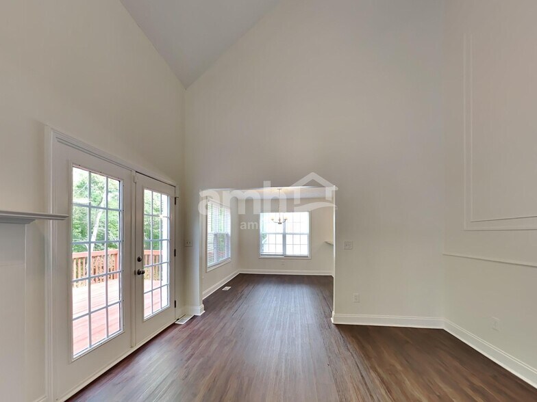 Building Photo - 3491 Skyland Ridge Ct