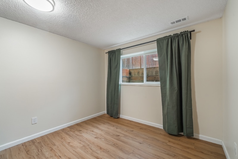 Primary Photo - 13265 SW Barlow Rd