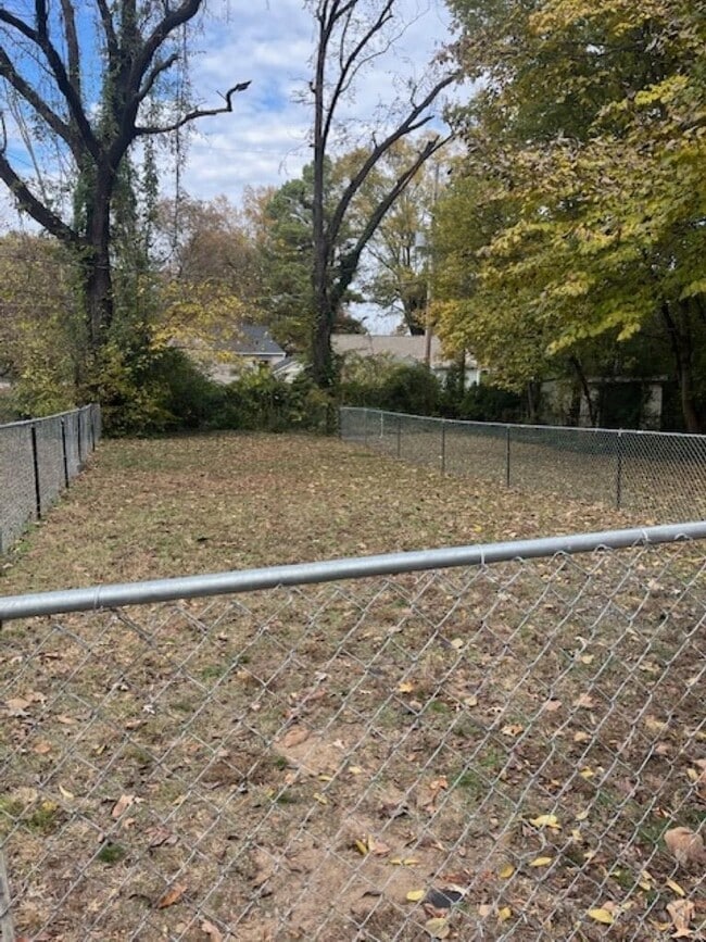 Building Photo - 3764 Carnes Ave