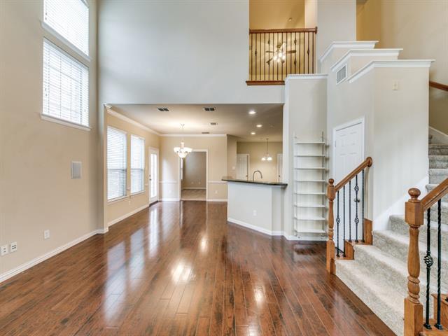 Building Photo - 7124 Dry Creek Dr