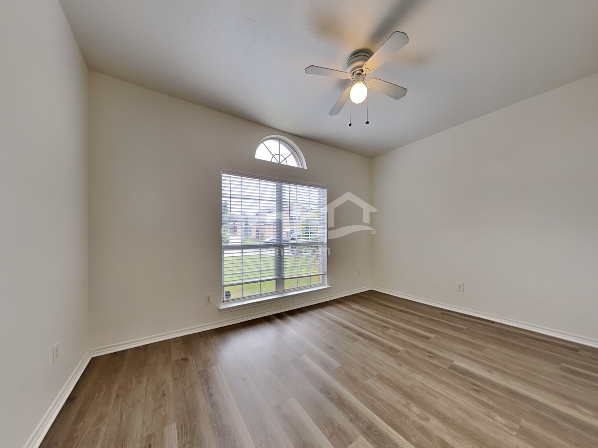 Building Photo - 10608 Cloisters Dr