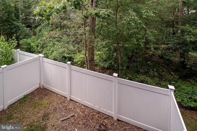 Building Photo - 7530 Stonehouse Run Dr