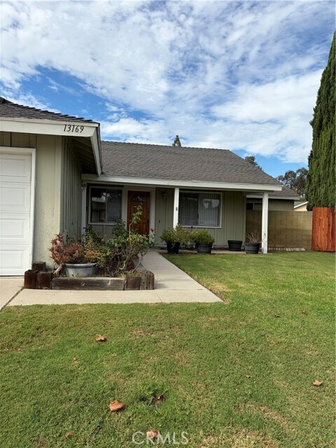 Building Photo - 13169 Hedda Dr