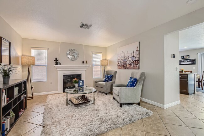 Building Photo - Beautiful 3 bedroom Home Located in the Vibrant City of Las Vegas