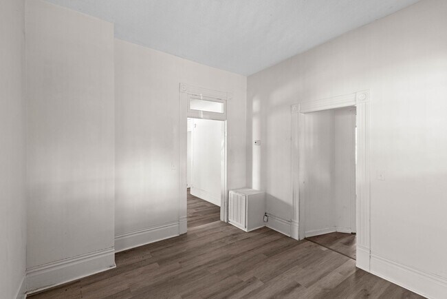 Building Photo - 1107 S Willow St