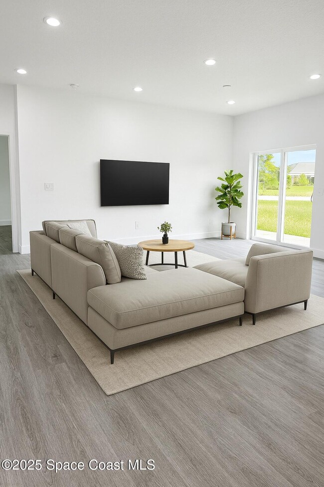 Building Photo - 200 Farley St