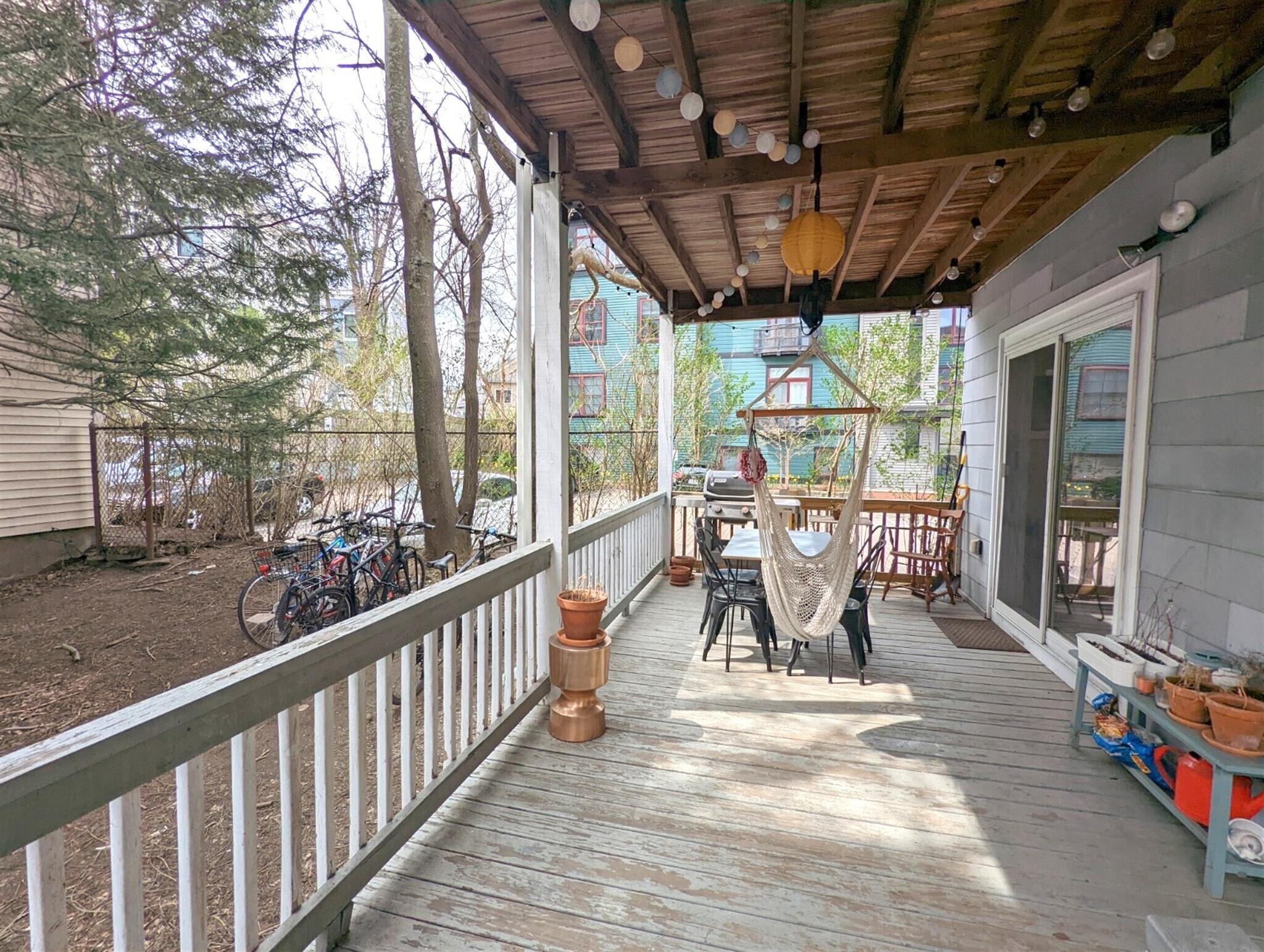 Building Photo - 392 Washington St