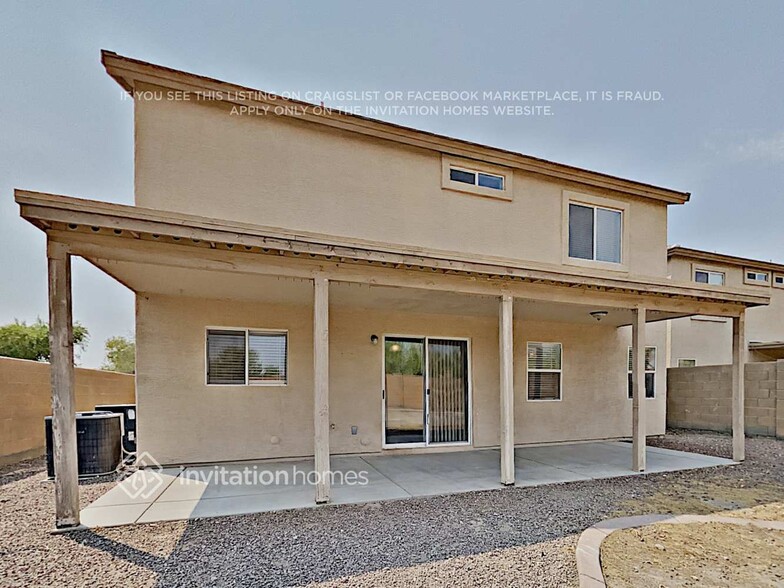 Building Photo - 1497 S 221st Dr