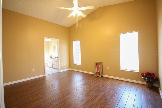 Building Photo - 3564 Diamond Terrace