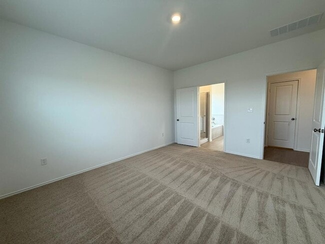 Building Photo - 203 Herald Dr