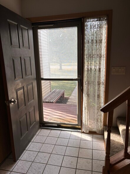 Building Photo - 6172 Brynwood Dr