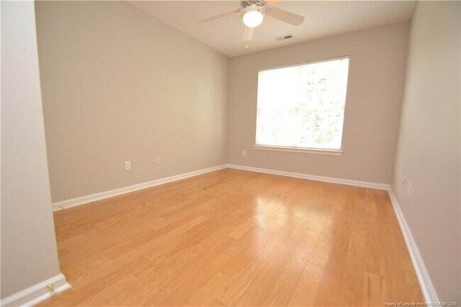 Building Photo - 313 Gooseberry Dr