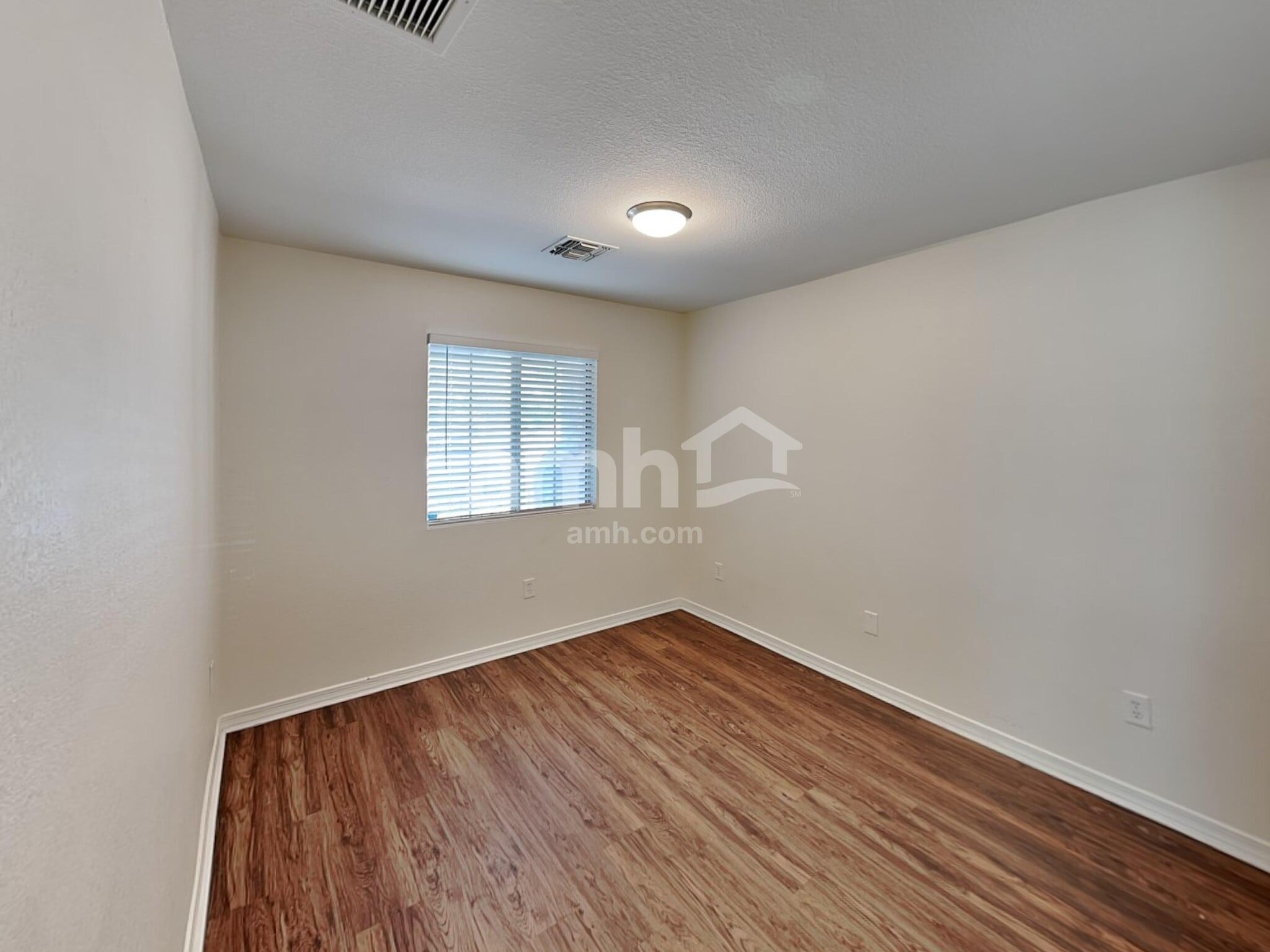 Building Photo - 21 West Calle Guija