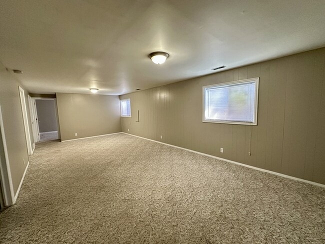 Building Photo - 6270 S Mt Vista Dr