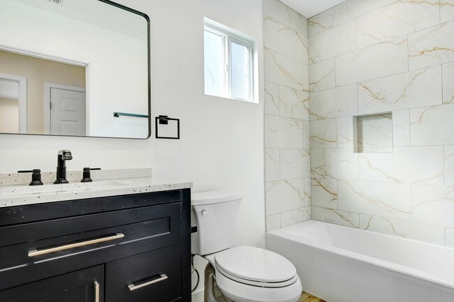 Building Photo - Prime Sylmar 2/2 brand new home