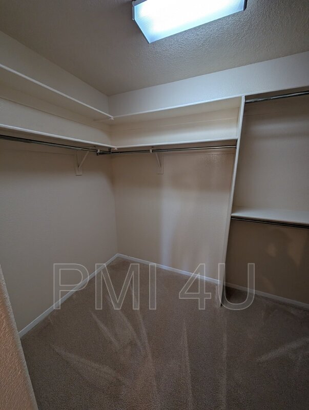 Building Photo - 12612 Carmel Ct NE