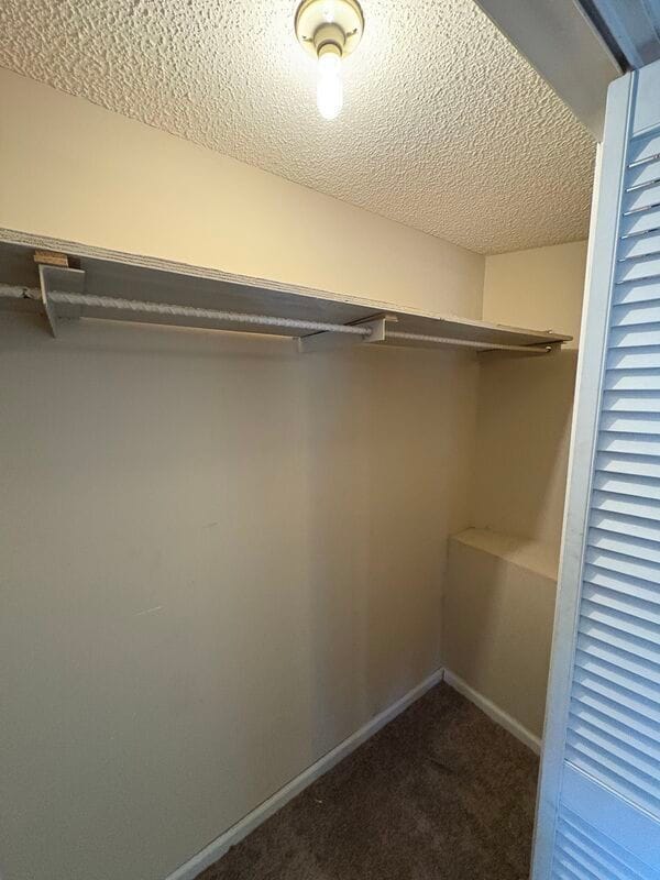 Building Photo - 721 Litchfield Ln