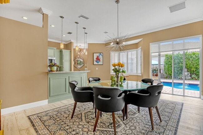 Building Photo - 2076 Cezanne Rd