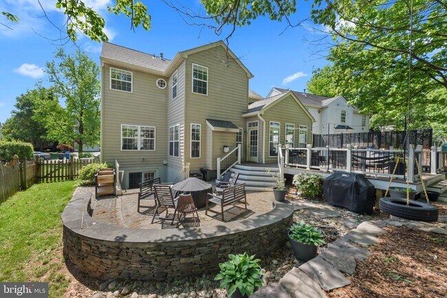 Building Photo - 43340 Wintersrun Ct