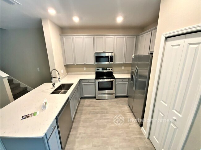 Building Photo - 549 Cherry Ridge Dr