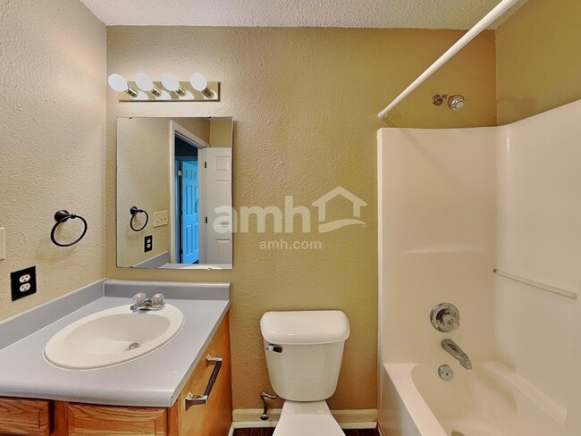 Building Photo - 8316 Crosser Dr
