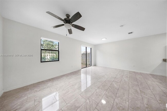Building Photo - 25272 SW 115th Ave