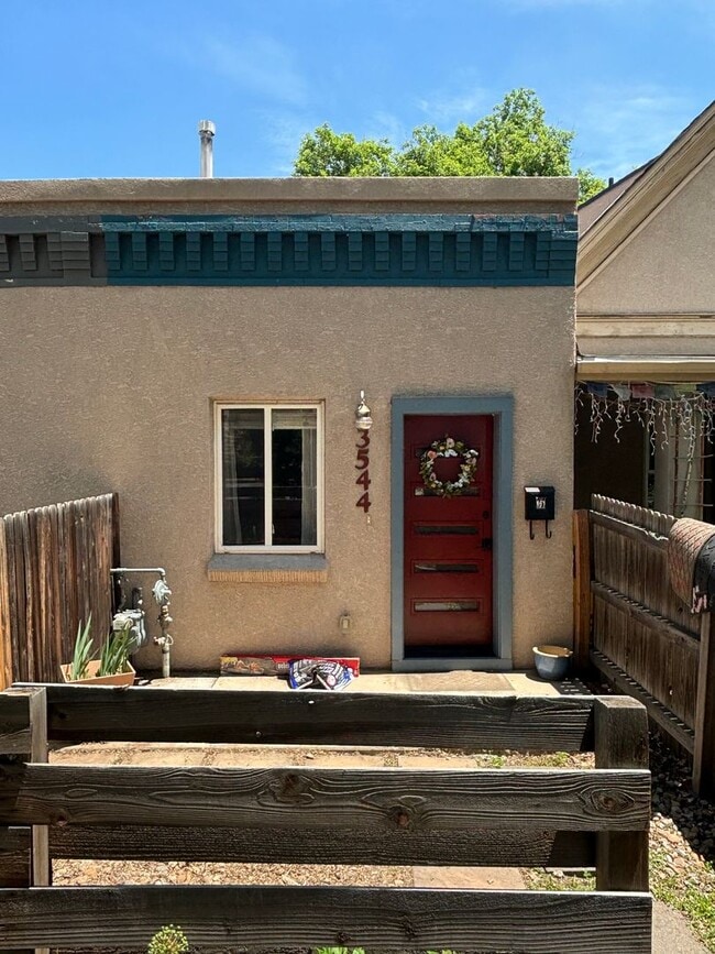 Primary Photo - Updated 1 Bed/1 Bath Duplex in Lohi
