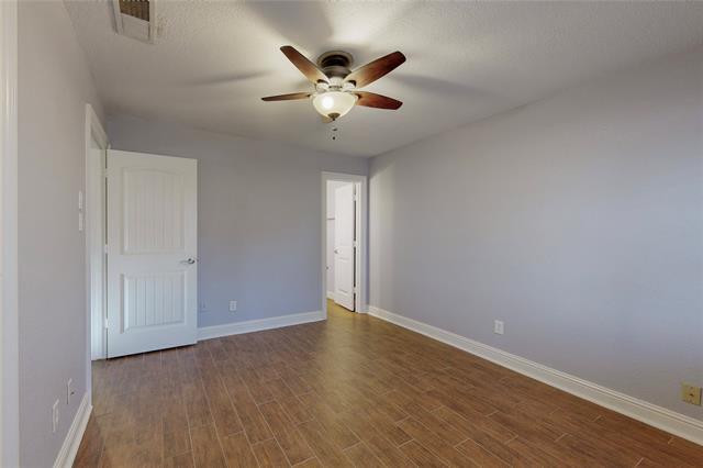 Building Photo - 9100 Berkshire Dr