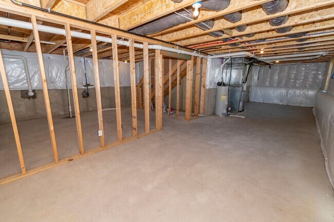 Building Photo - 1941 Blue Stem Ct