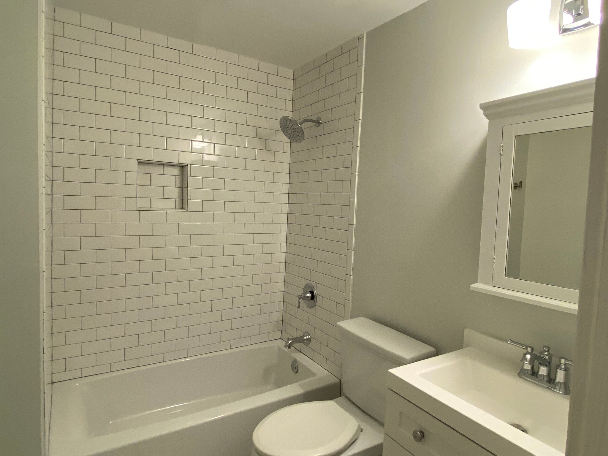 New bathroom - 118 W Duffy St