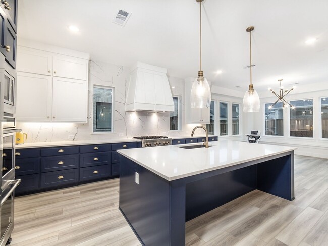 Building Photo - Luxurious 5-Bedroom Smart Home with Media ...
