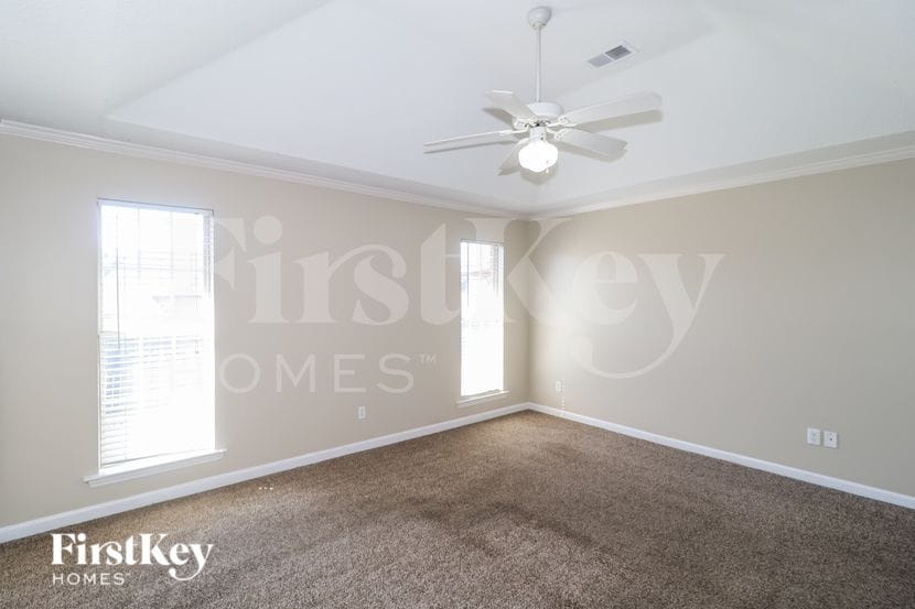 Building Photo - 1413 Leery Cove