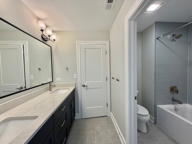 Building Photo - 4524 Sterling Rd