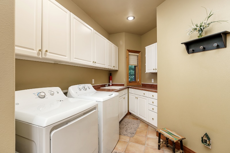 Building Photo - 3322 Stoney Ridge Rd