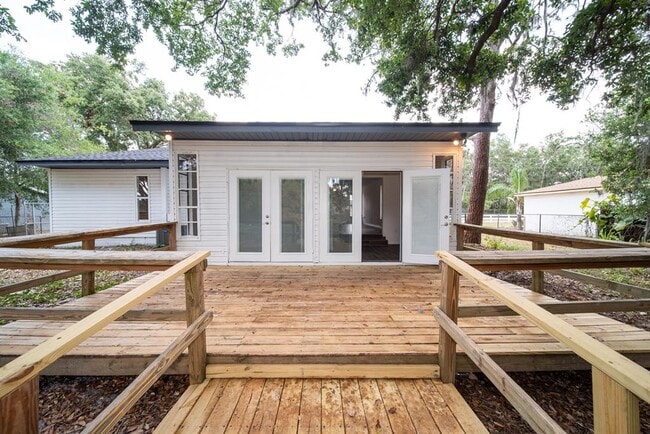 Building Photo - 6345 Hatcher Rd