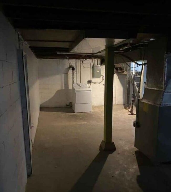 Primary Photo - Spacious Two Bedroom Home in Benson!