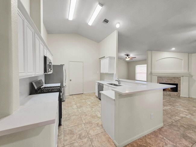 Building Photo - 14626 Gervaise Dr