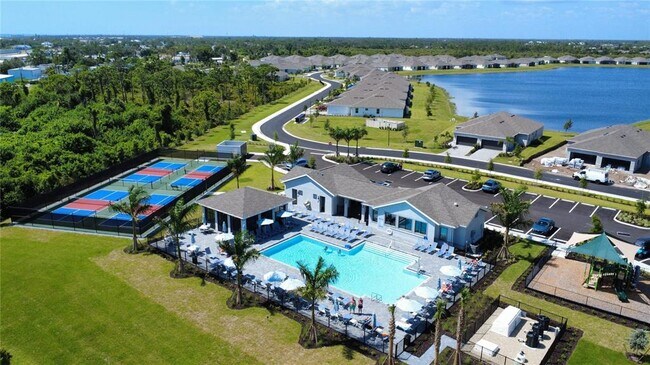 Building Photo - 8225 Shr Lk Dr